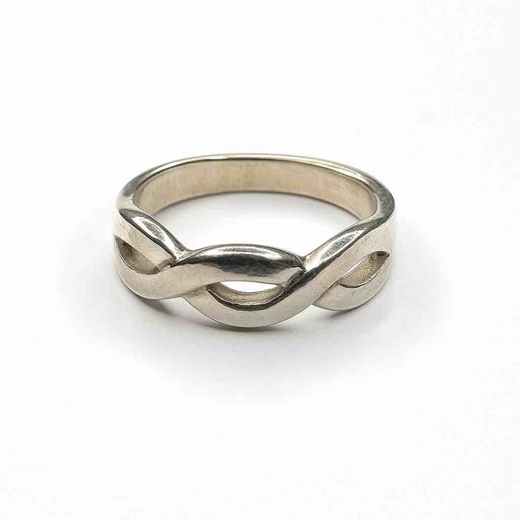 Vintage Sterling Silver 925 Twisted Infinity Knot Band Ring Size 7 - Picture 1 of 9